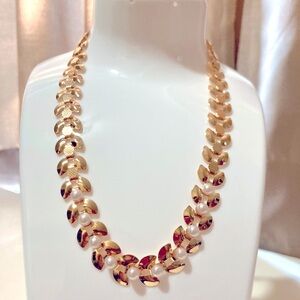Elegant Wheat Spike Shape Choker Necklace With Lustrous Faux Pearls